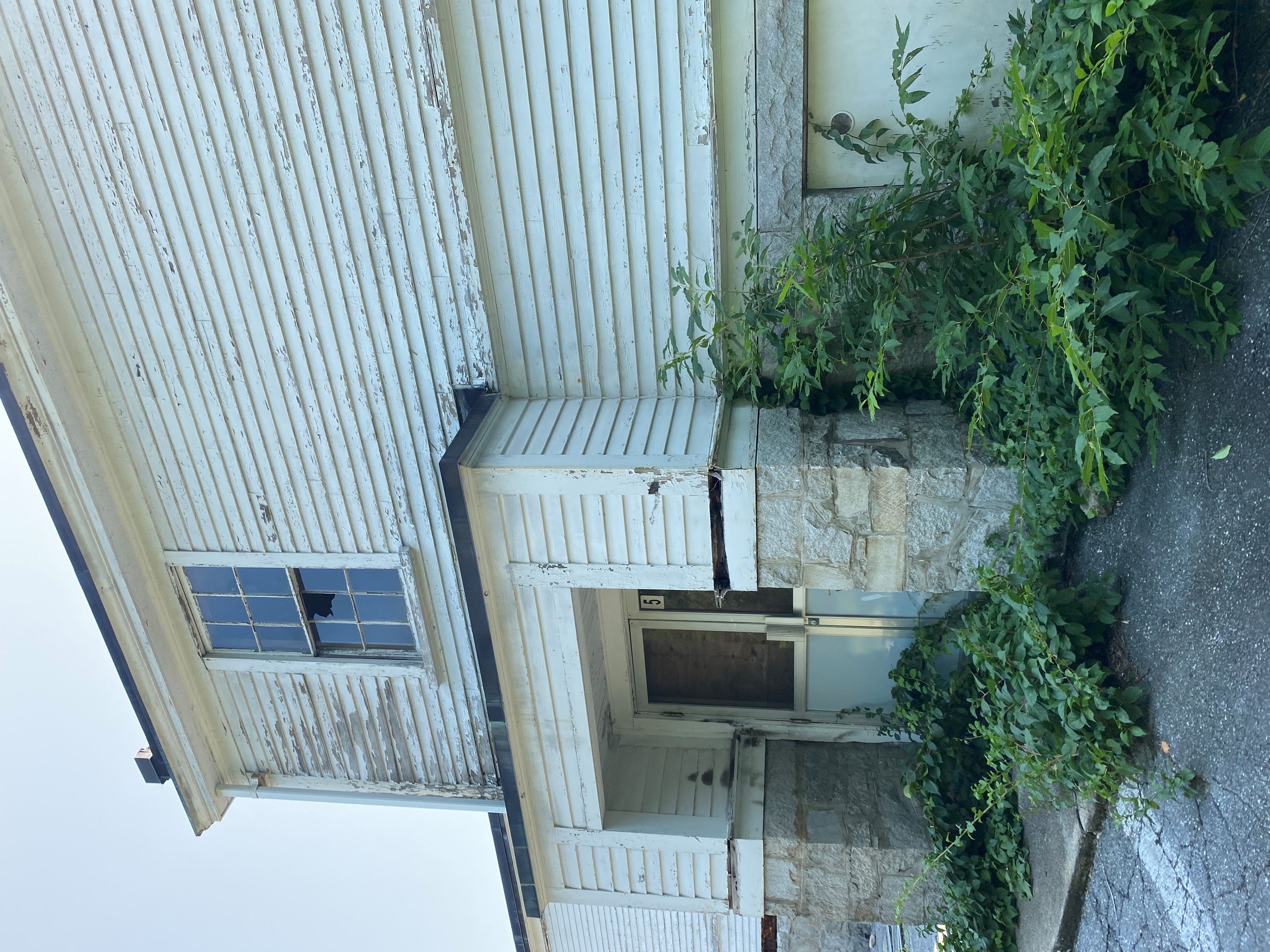 20210727_144953844_iOS